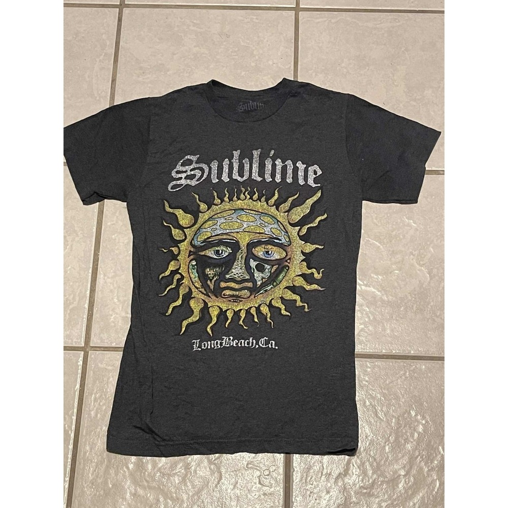 Vintage Y2K Sublime Dark Gray Graphic T-Shirt‎ with Sun Design Size Small
